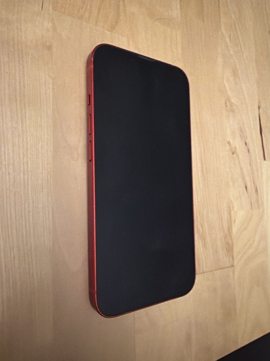 Apple Telefoni cellulari / Smartphones: iPhone 13 rouge (PRODUCT)RED  avec coques – Usato da Troistorrents venduto da Ricardolino1993 2