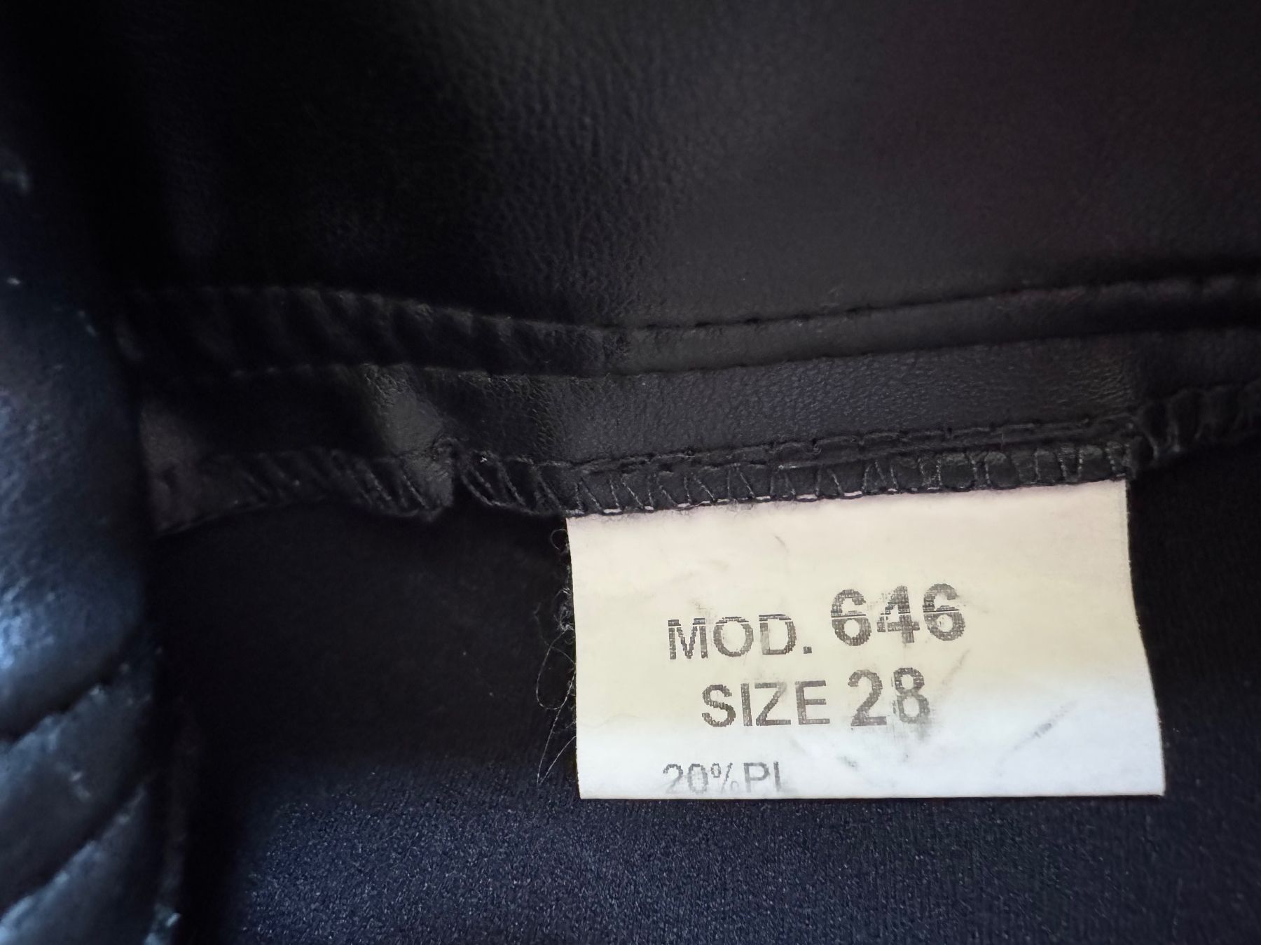 Pantaloni: Schwarze Schlaghosen Gr. 28 top! – Usato da Bern venduto da Moonsleeper 3