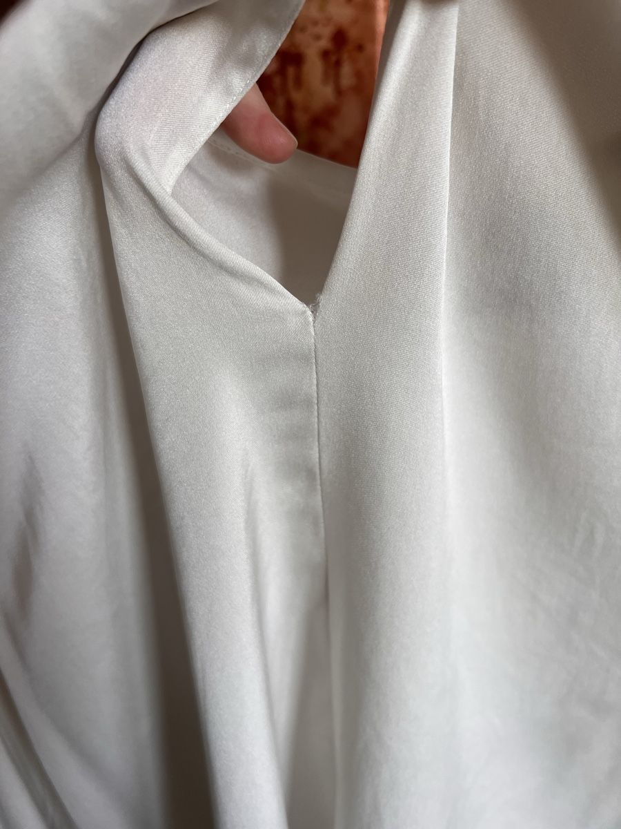 Camicette: Hugo Boss Seidenbluse – Nuovo (secondo la descrizione) da Zürich venduto da kha_x5qh 1
