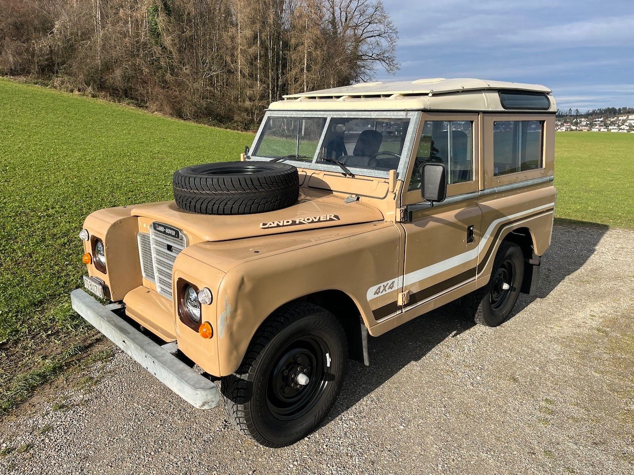 Land Rover Automobili: Land Rover 88 Serie 3 Station Wagon – Usato da Sirnach venduto da MaechlerAutomobile