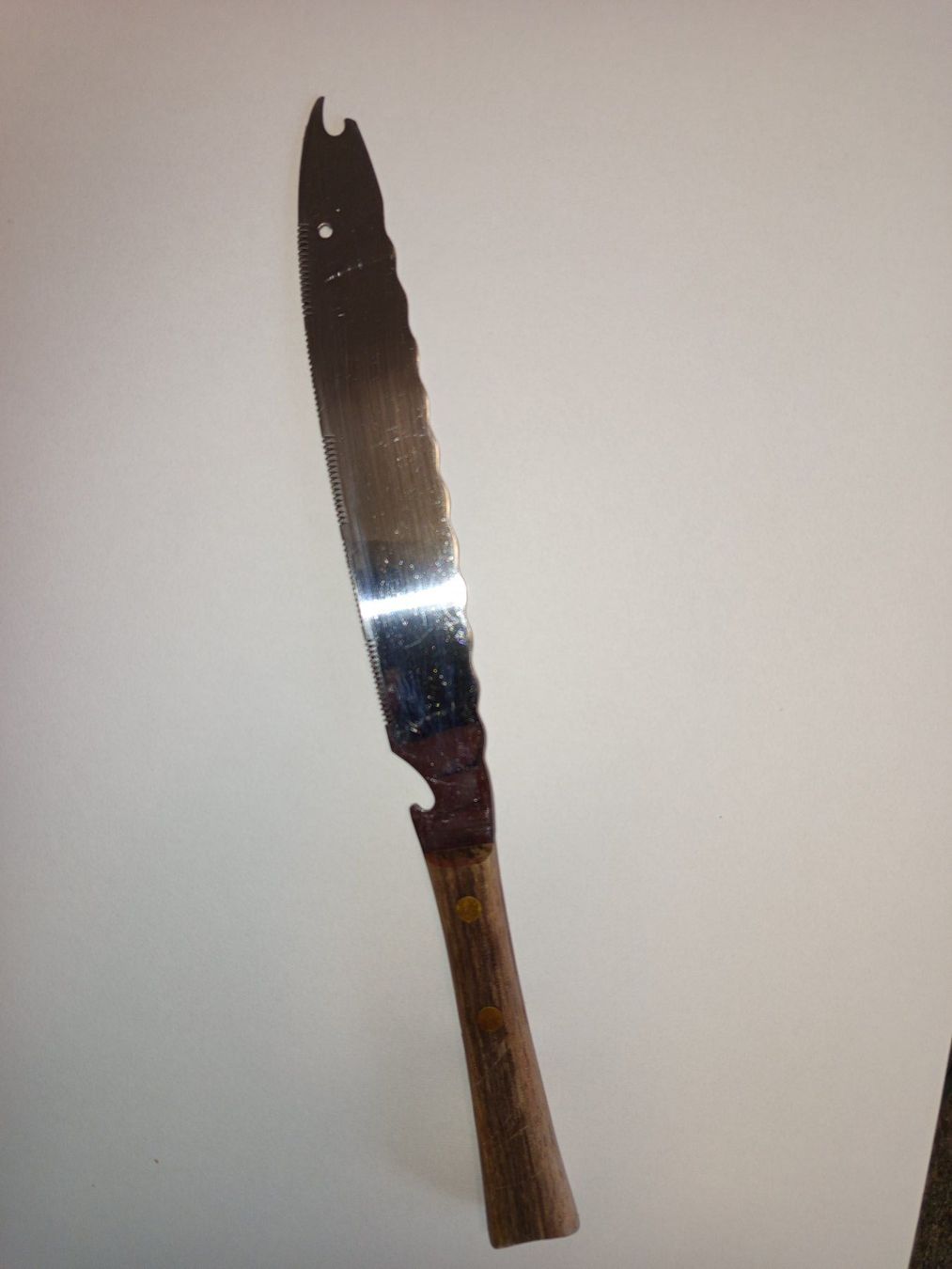 Besteck: Vintage multi Tranchier-Messer mit Gebogene Garnierspitze. – Gebraucht aus Brüttisellen von VideoGang