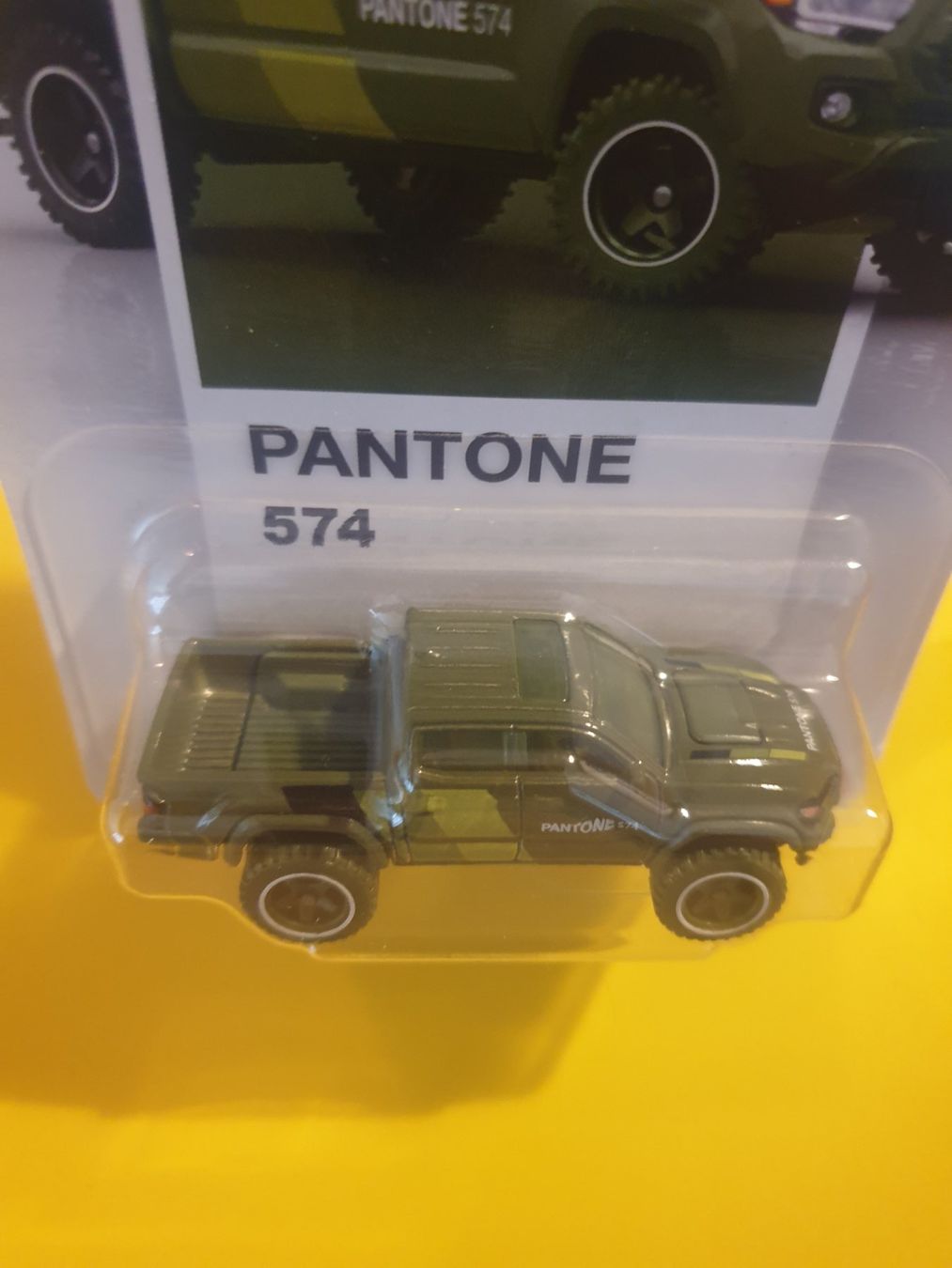 Hot Wheels Modellini d'auto: Hot Wheels '20 TOYOTA TACOMA – Nuovo e nell'imballaggio originale da Oftringen venduto da Rotor 3
