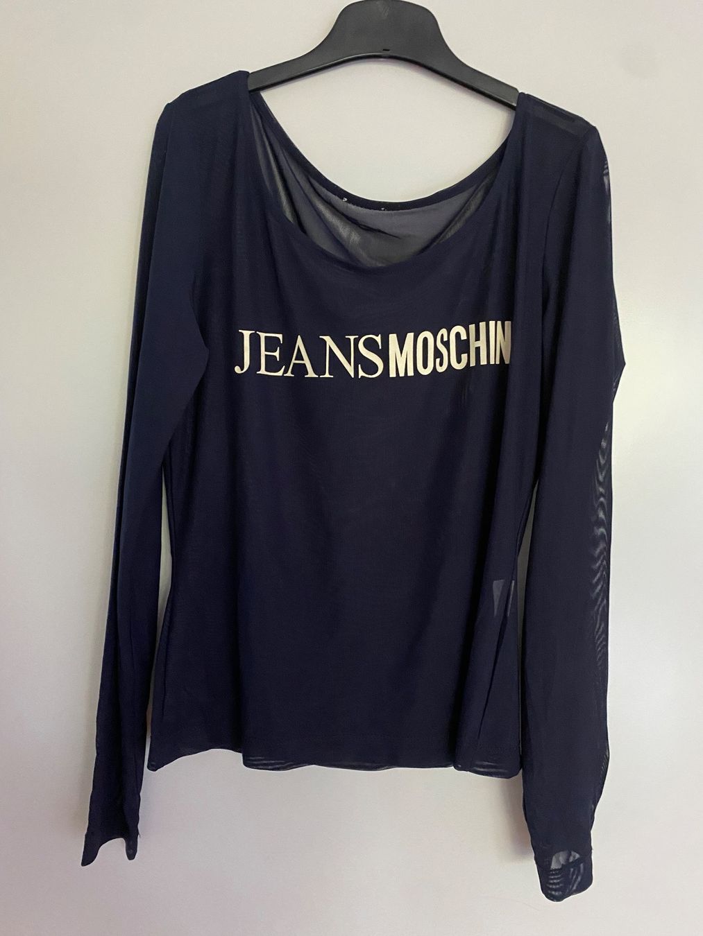 Moschino T-shirt: MOSCHINO Shirt – Usato da Küssnacht venduto da Flowerlady