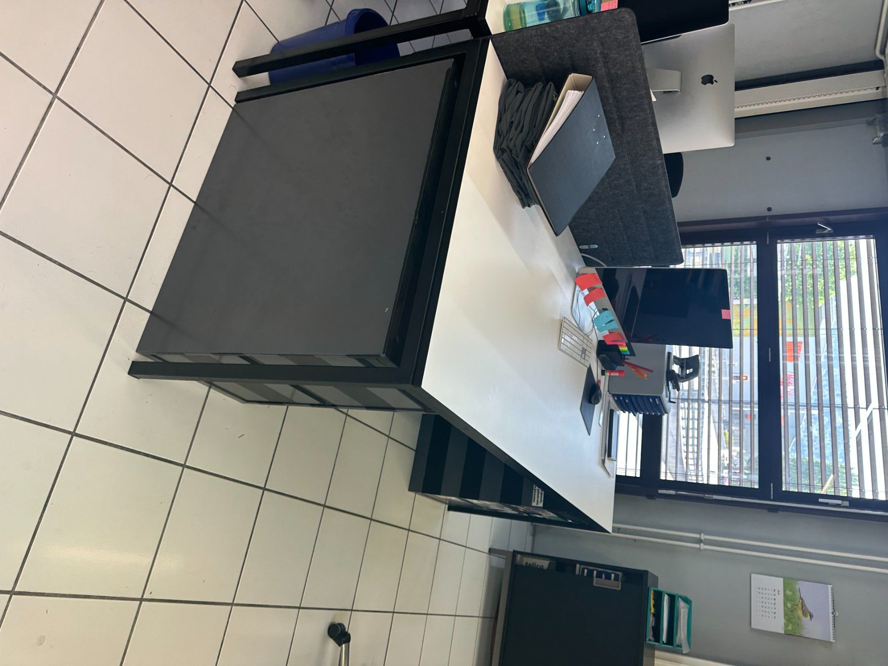 Bureaux: Schreibtisch – D'occasion à Brügg BE par flextech 1