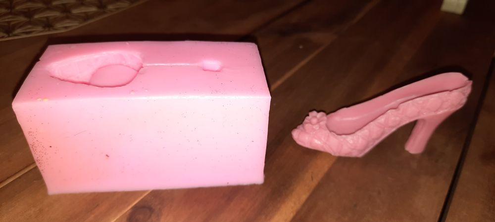 Dress My Cupcake Schokoladenform „Stöckelschuh“ – Für Selbstgemachte Schokoladen-Lutscher, FDA-zugelassen