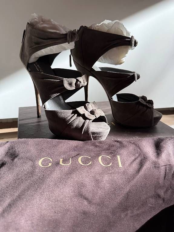 Gucci Damenschuhe: Heels platform Gucci - 39,5 – Gebraucht aus Cavigliano von Pzan