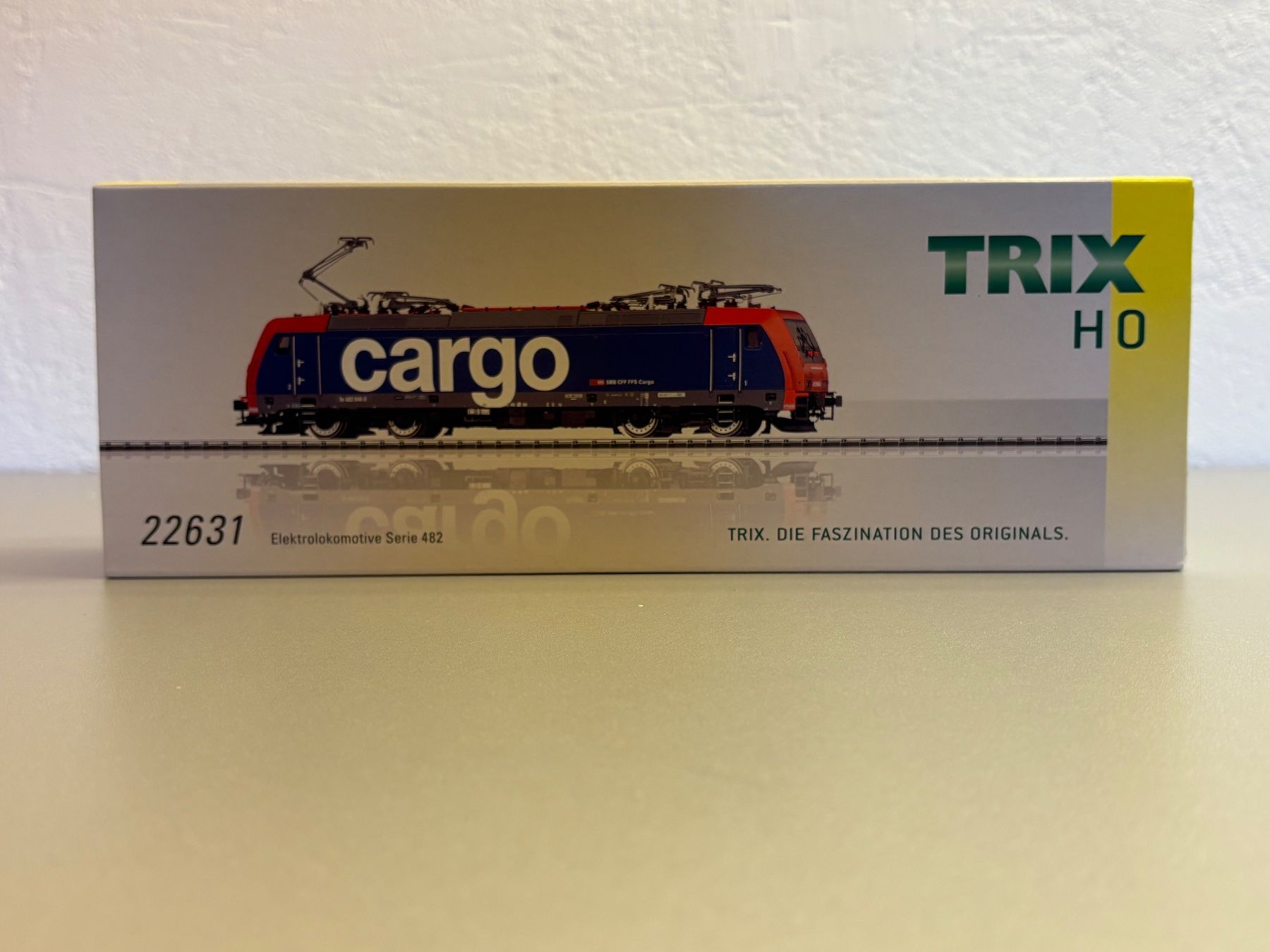 Trix Modelleisenbahnen: Trix SBB Cargo Re 482 046-0 gebraucht Digital – Gebraucht aus Stäfa von chris_c638 3