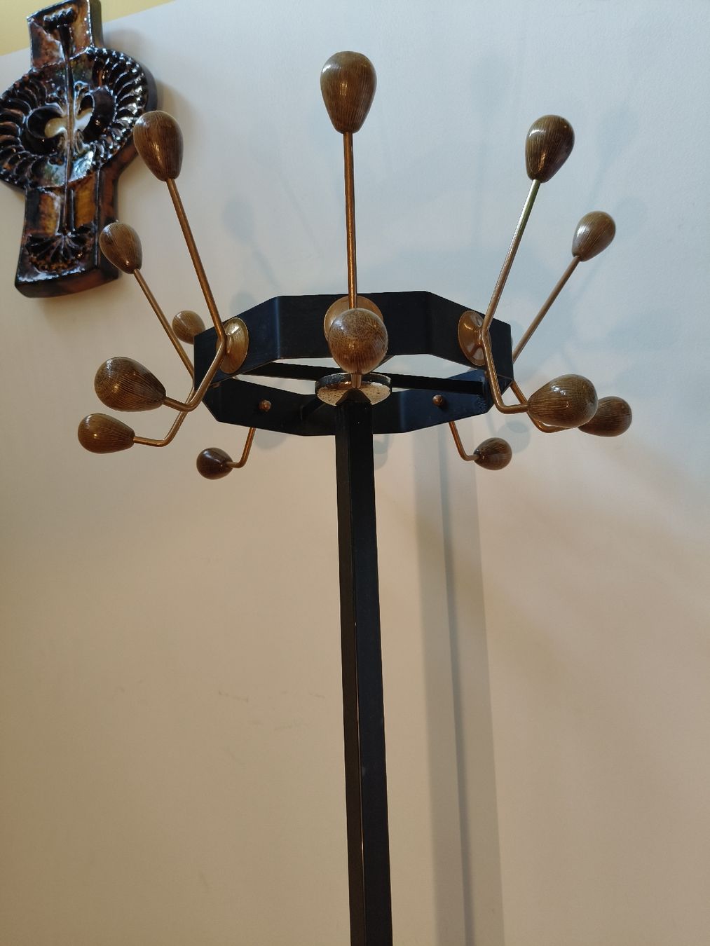 Guardaroba: Garderobe aus den 1950er-Jahr – Usato da Zwingen venduto da inf_2blh 1