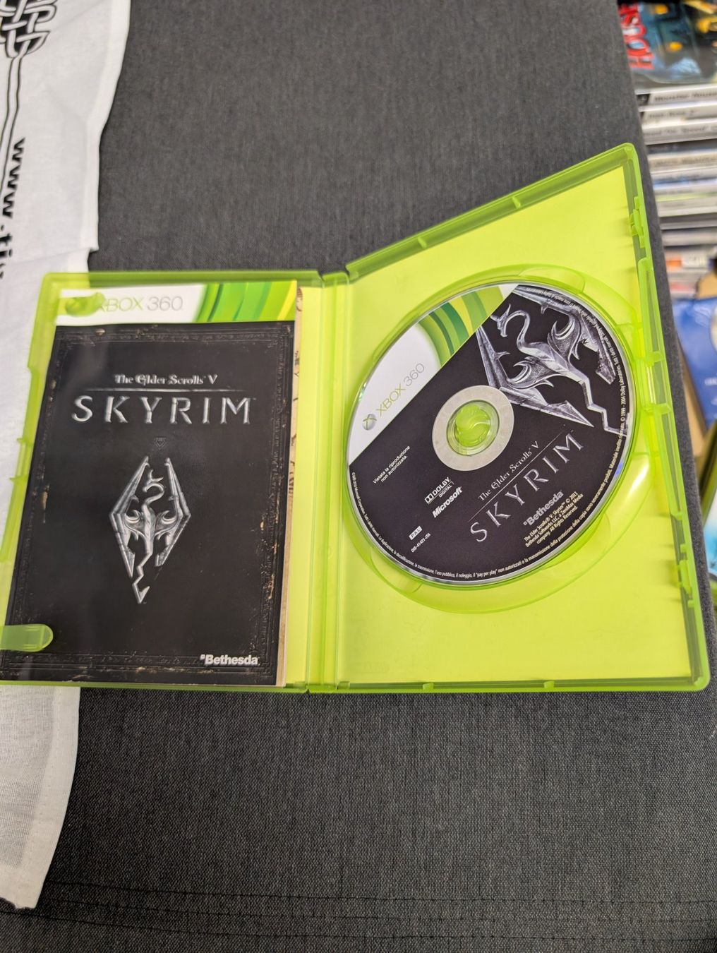 Spiele: The Elder scrolls Skyrim Microsoft Xbox 360 – Gebraucht aus Giubiasco von Ticinerd 2