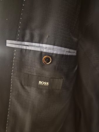 Herren Hugo Boss schwarz klassischer Schnitt