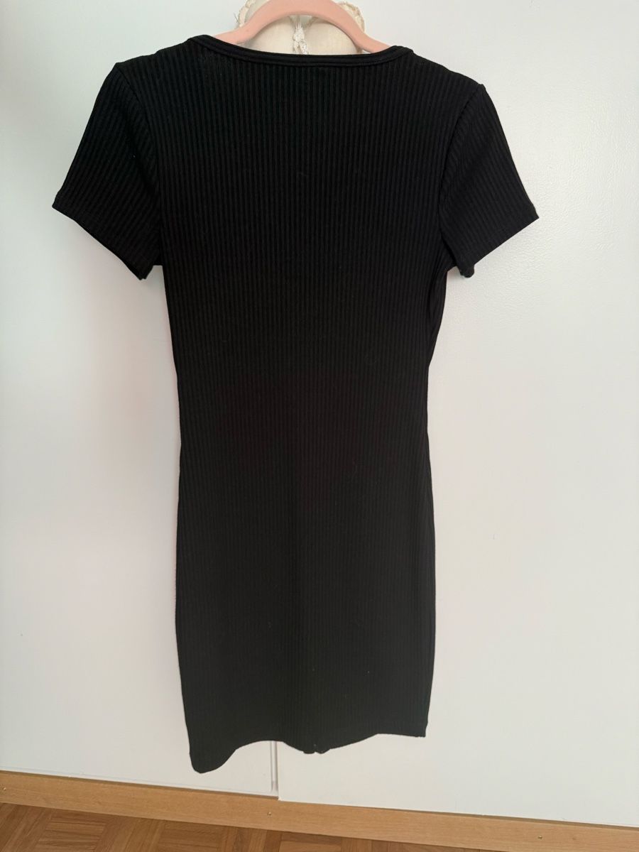 Kleider: Kleid guess – Gebraucht aus visp von Kmemo1 1