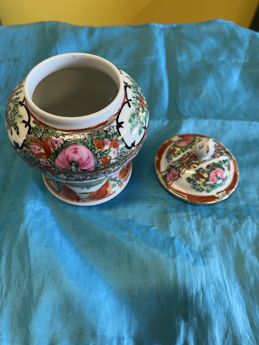 Zuckerdosen: Chinesische Rose Mandarin Zuckerdose mit Deckel antik – Gebraucht aus Strengelbach von RaenAntikDesign 4