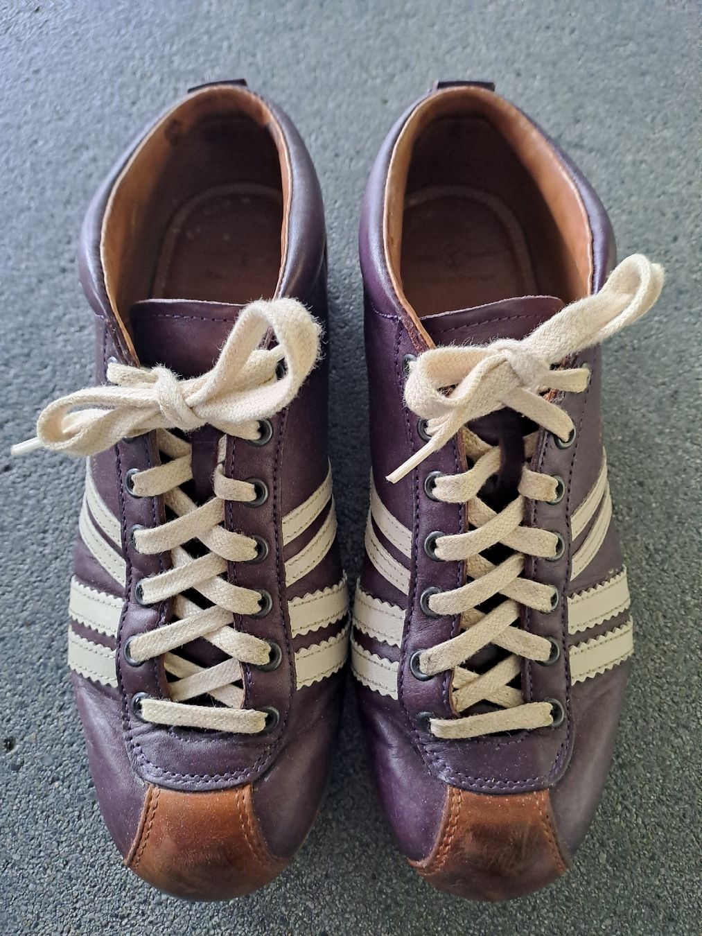 Scarpe da donna: Zeha Berlin Liga lila – Usato da Hünenberg venduto da 1902