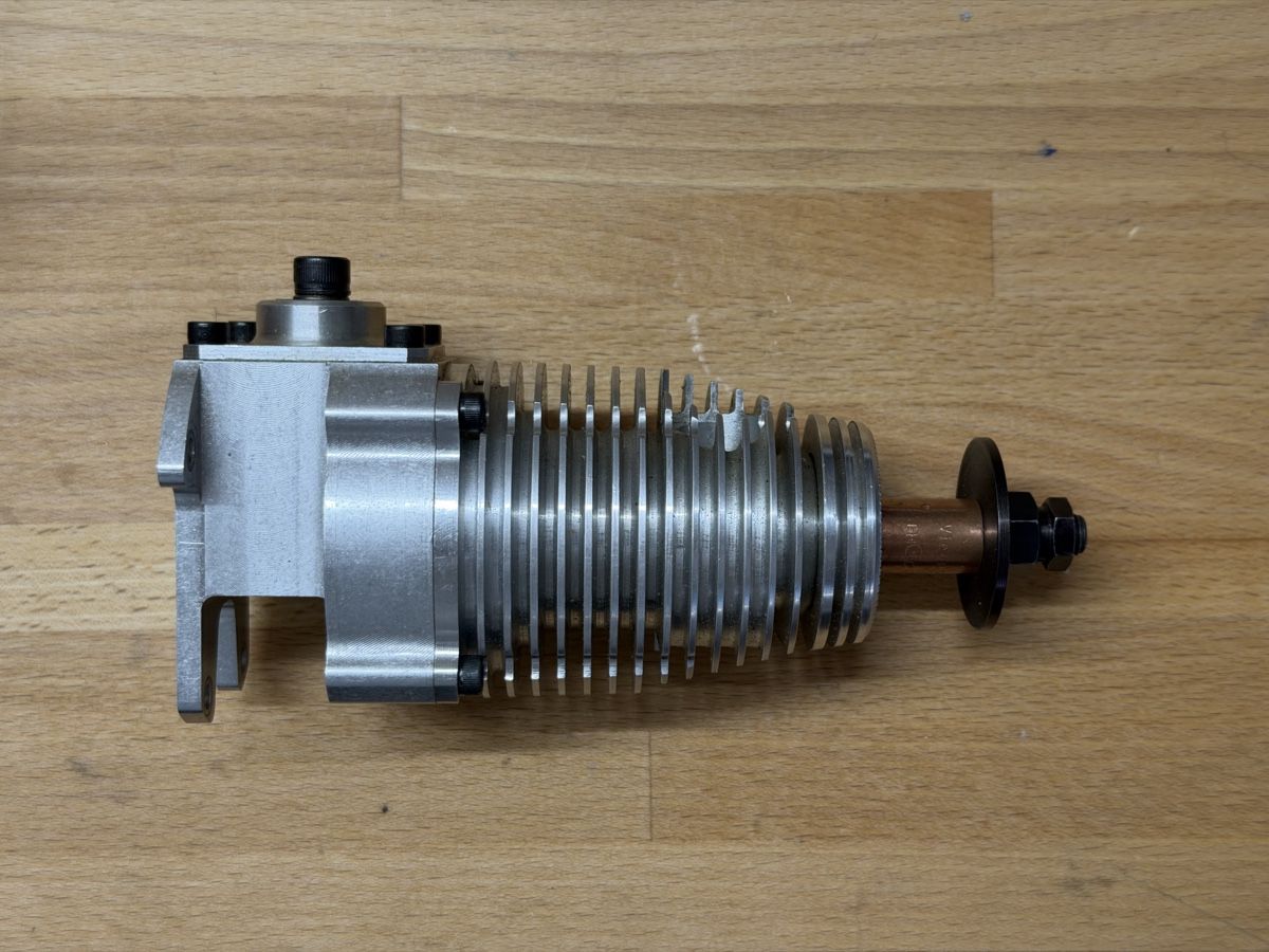 Modellismo RC: RCV 90 SP 4-Takt-Motor – Usato da Biel-Benken BL venduto da theskipster 2