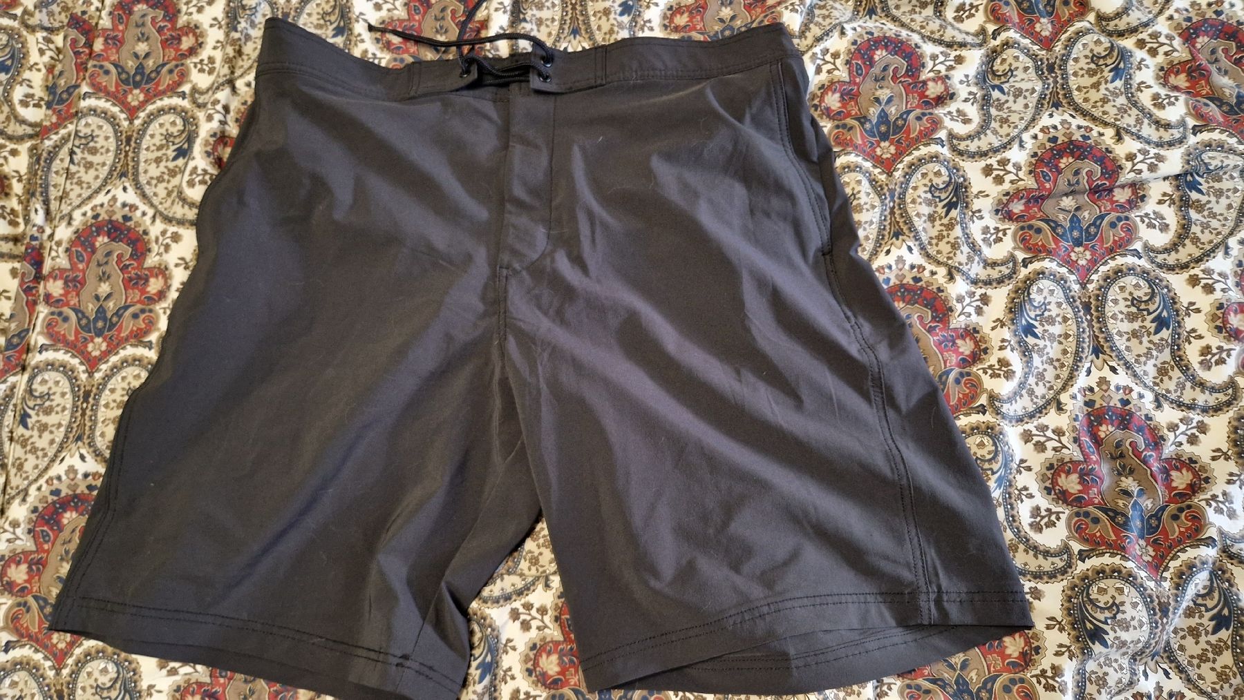 H&M Hosen: Schwarze Bade-/Sportshorts – Neu (gemäss Beschreibung) aus Oberengstringen von Asteroid56 1