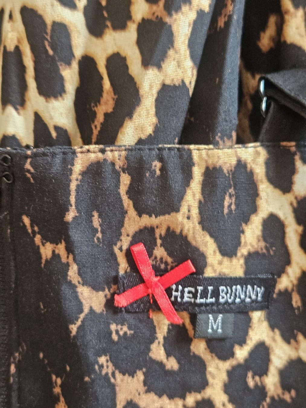 Kleider: Kurzes Kleid – Neu (gemäss Beschreibung) aus Sursee von sop_vxr7 6