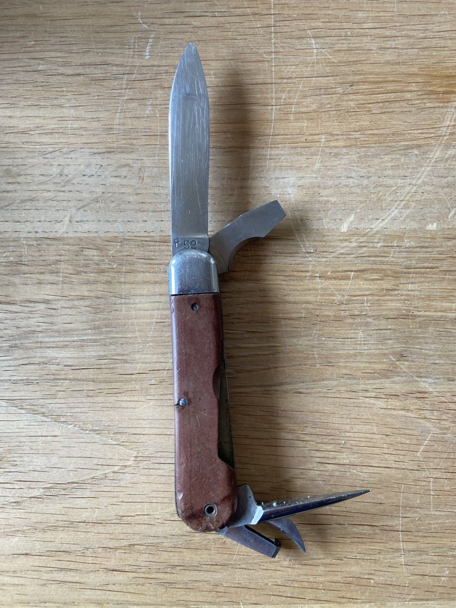 Victorinox Coltelli tascabile: Altes Militärsackmesser – Usato da Chur venduto da Kunst-Chur