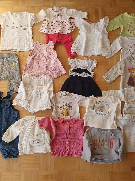 Ensembles coordonnés: Habits bébé 0-3mois – D'occasion à Prêles par suki_s 3