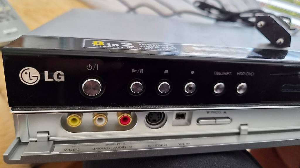 Tutti i DVDs: LG HDD & DVD Recording – Usato da Münchenbuchsee venduto da Bewebuchsi 2