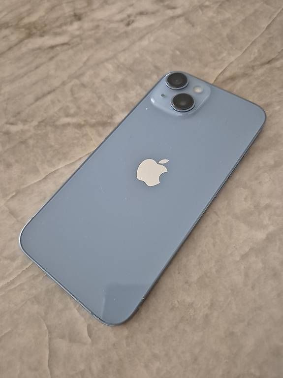 Telefoni cellulari / Smartphones: Iphone 14 128GB Blau wie neu – Usato da Pfäffikon ZH venduto da Cro 1