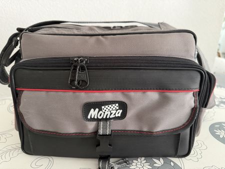 Monza Tasche mit Fächern grau schwarz guter Zustand
