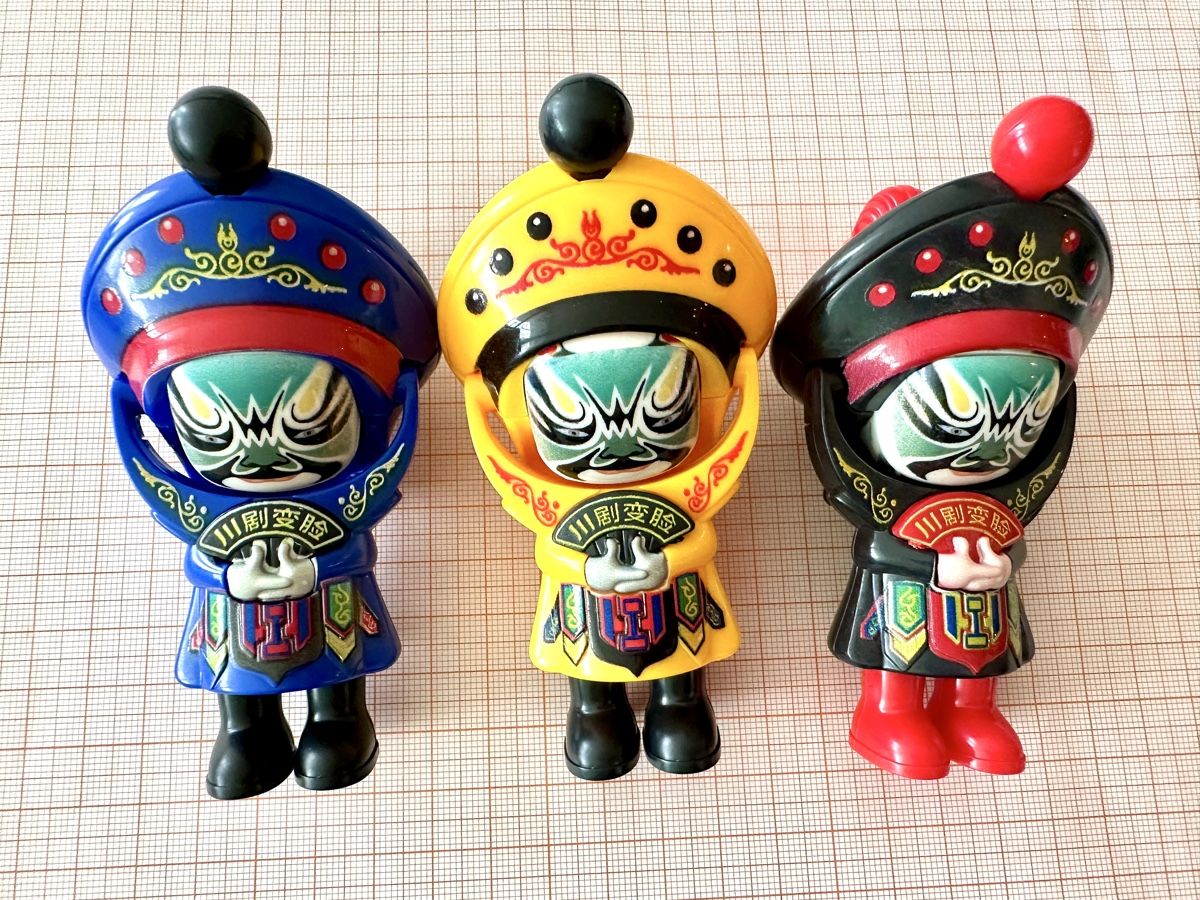 Giocattoli: 3 Chinese Face Changing Opera Figurines Toy Set – Nuovo (secondo la descrizione) da Gattikon venduto da Sarahs_Schatzkammer 3