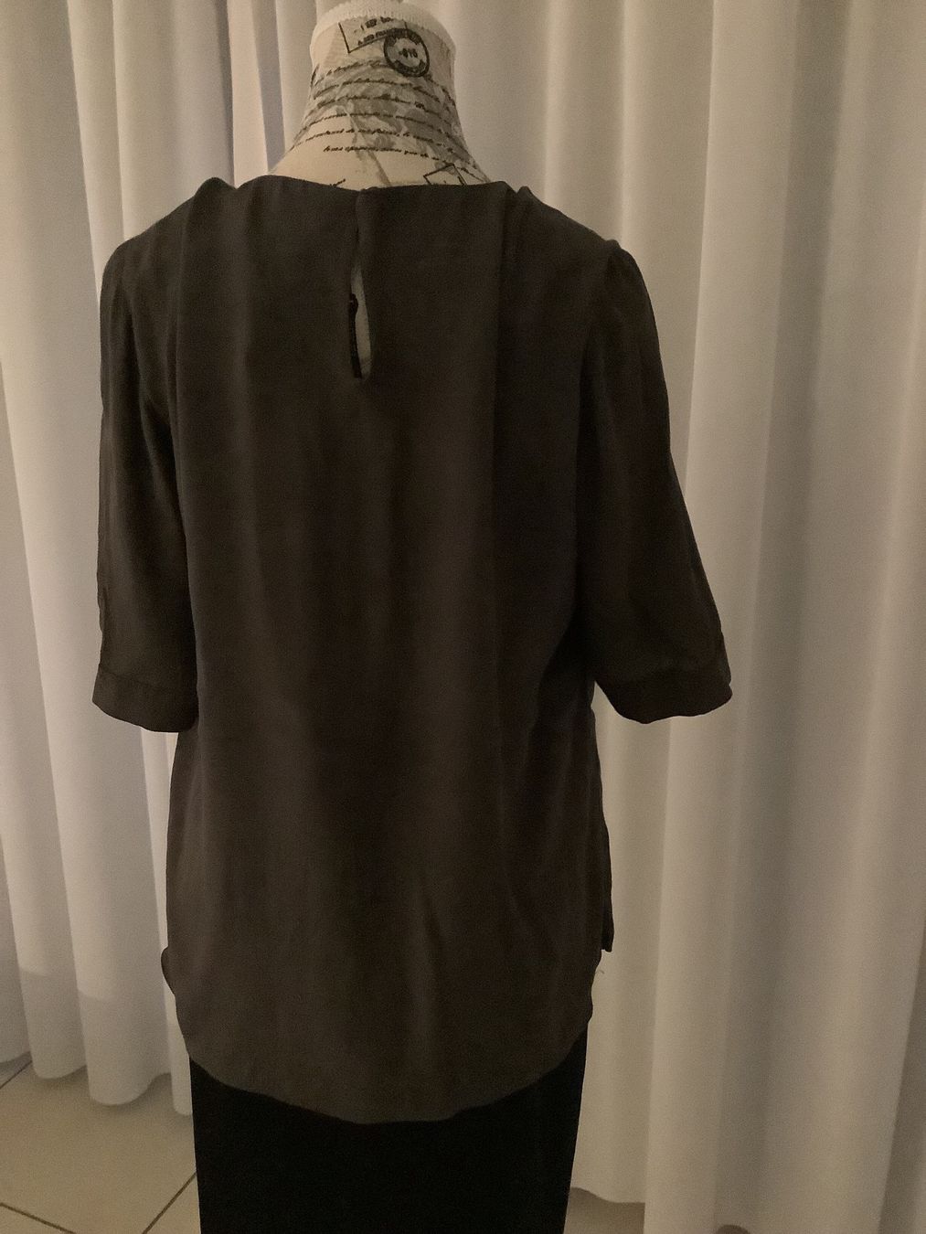 Gérard Darel Camicette: Gerard Darel Bluse Grosse 40 – Usato da Alpnach Dorf venduto da ljusja 2