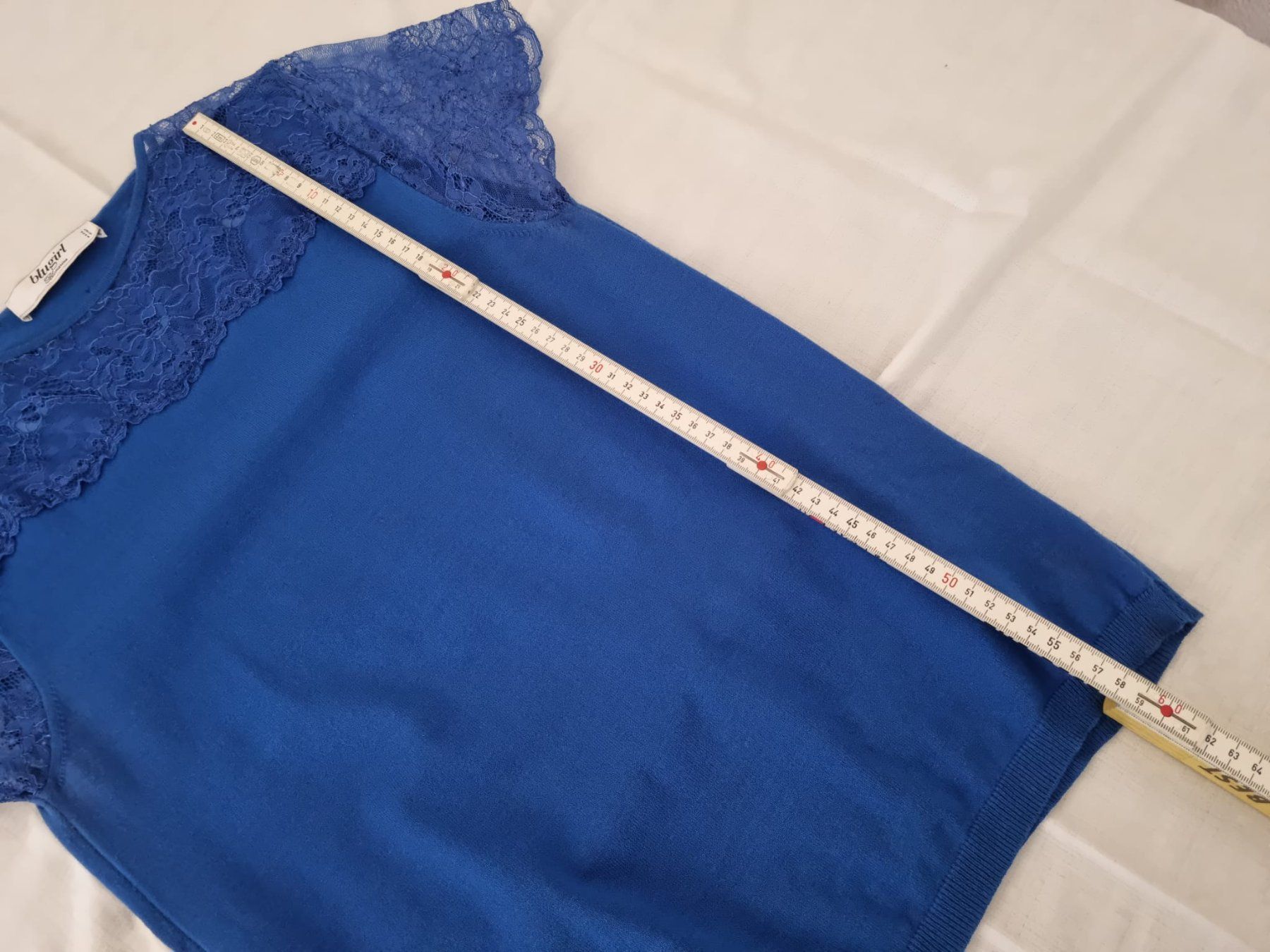 T-shirt: Wunderschönes "Bluegirl" Strickshirt mit Spitzen - Gr. S – Usato da Schneisingen venduto da backstore24 3