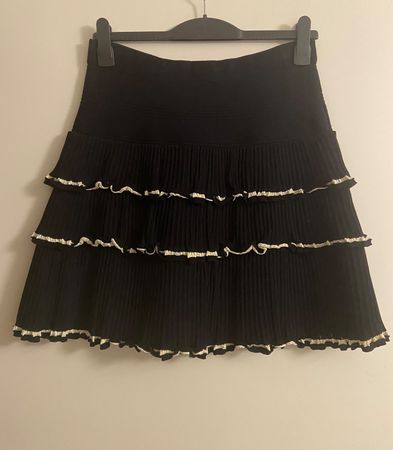 SANDRO Jupe maille noire à volants t.38 - NEUVE