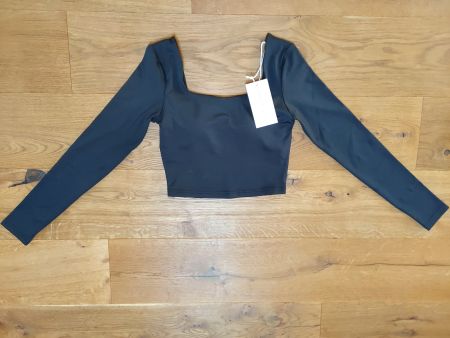 2x Yoga Crop Top Sisterly Tribe Gr. S