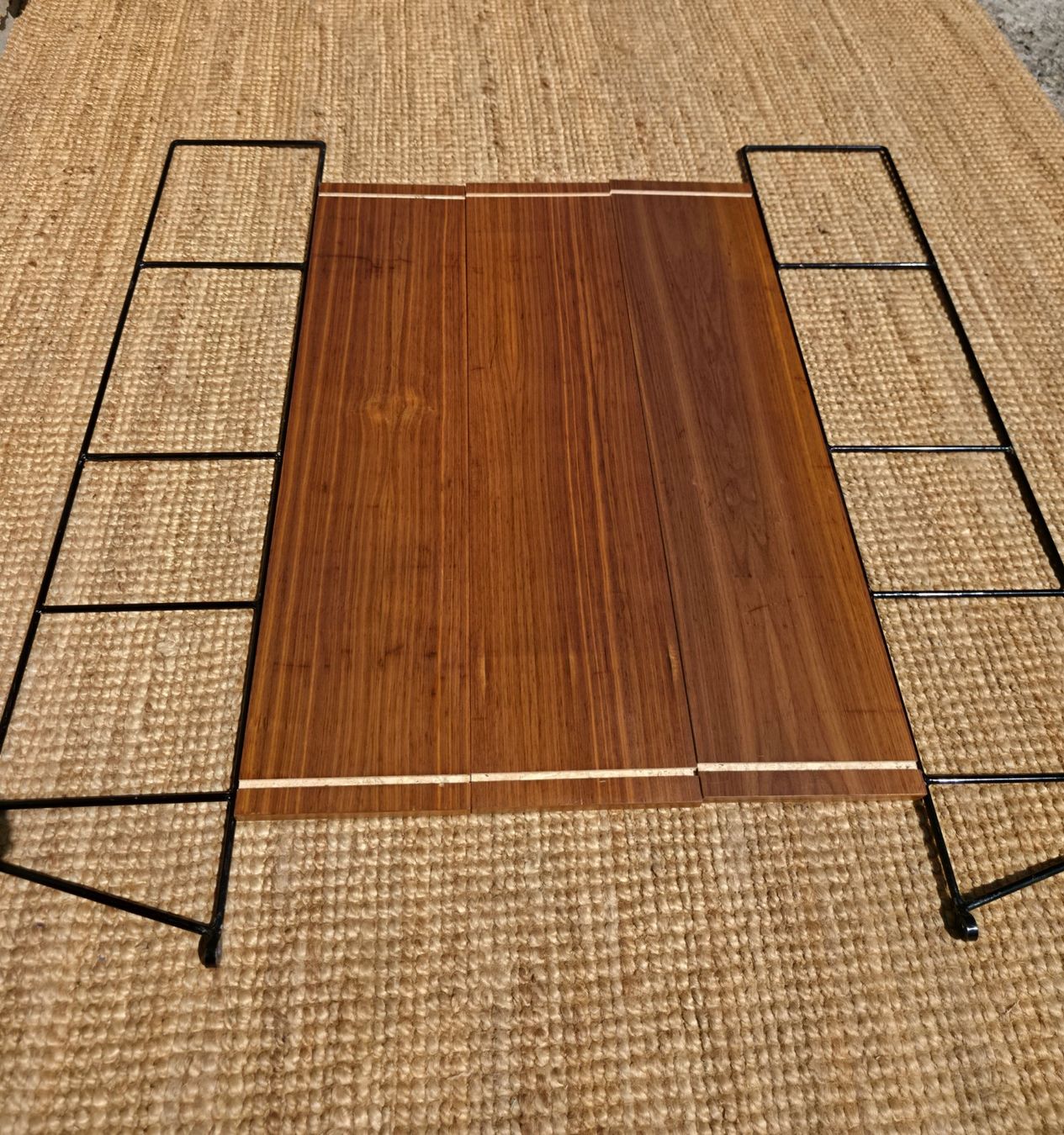 Scaffali: Mid Century String Regal Wandregal Nussbaum – Usato da Haslen AI venduto da Vintagelix 2