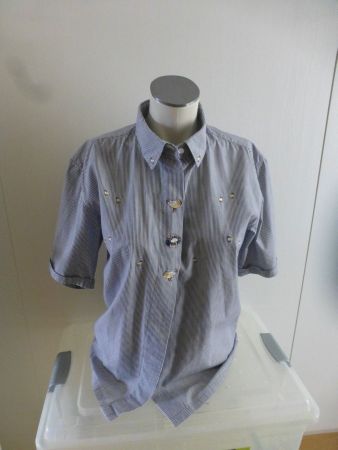 Bluse / Trachtenbluse gestreift mit Stickereien