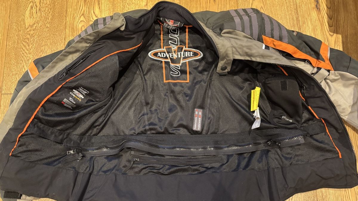 Vanucci Lotti di vestiti: Vanucci Adventure Textilkombi – Usato da Binn venduto da enea_h 2