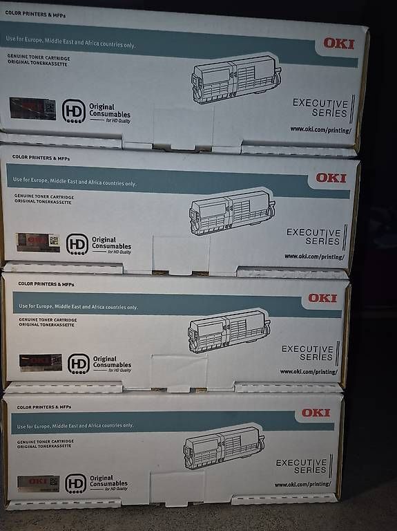 Oki Druckerpatronen & Toner: OKI Original Toner-Set – Gebraucht aus Bern von jon_ybx6 1