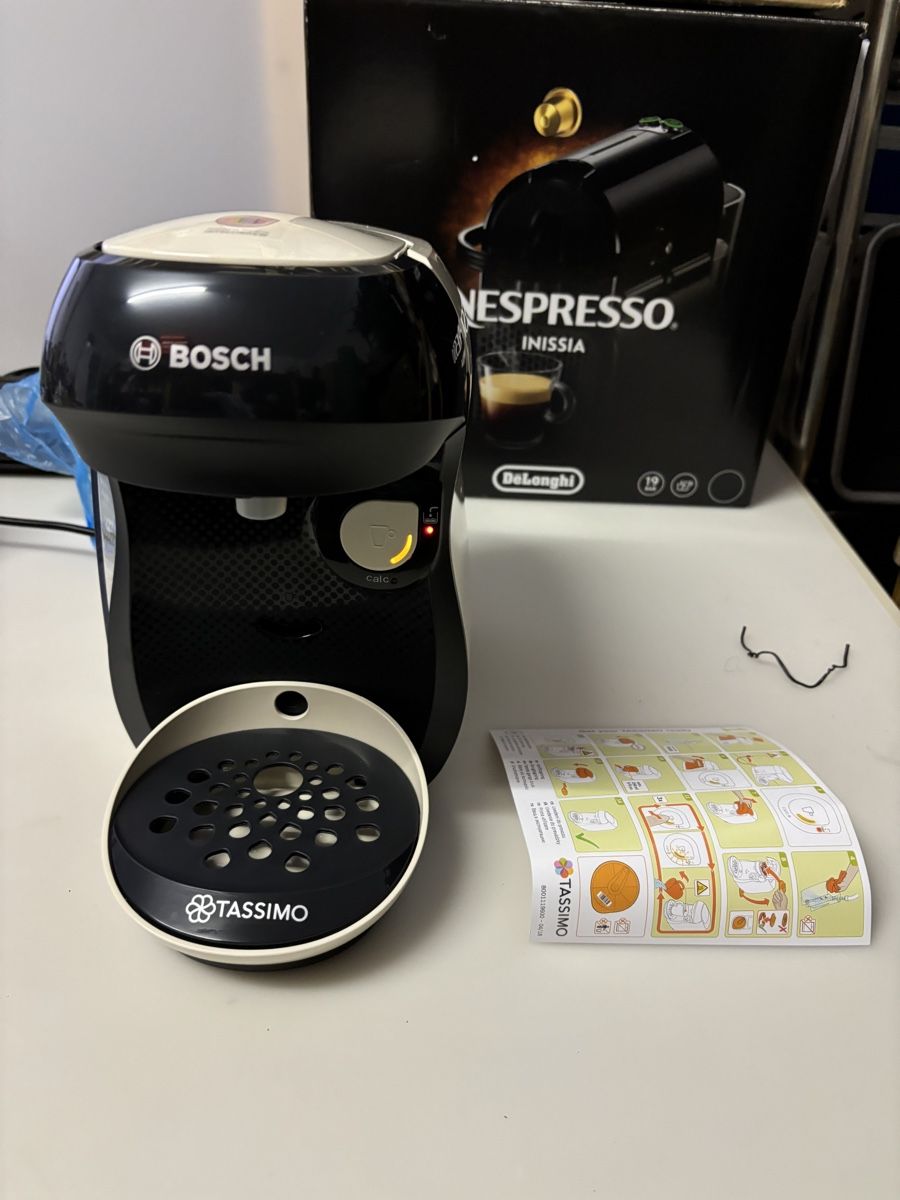 Bosch Kaffeemaschinen & Espressomaschinen: Kapselmaschine TASSIMO Happy NEU – Neu (gemäss Beschreibung) aus Küssnacht am Rigi von sie_5yqs 2