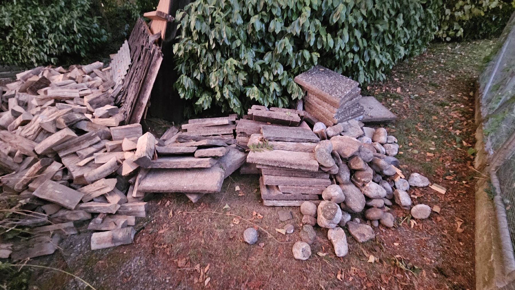 Articoli in legno: Holz, Stein, Gartenplatten usw. – Difettoso da Thun venduto da parkmaster3004 1