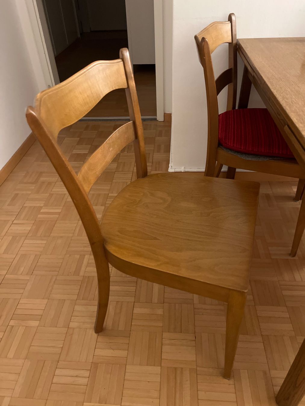 Tables: Esstisch aus Massivholz – D'occasion à Kloten par ten_wz9q 2