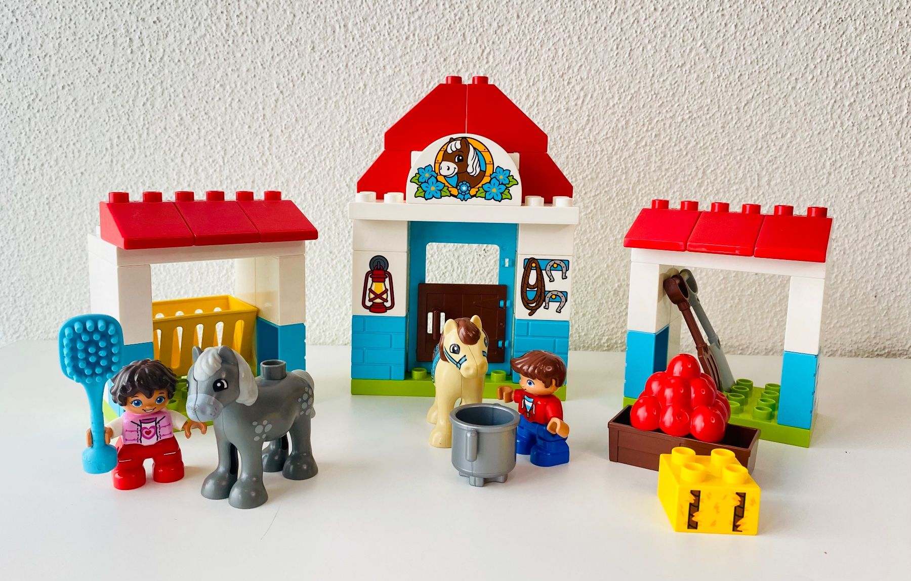 Lego Baukästen: Lego Duplo 10868 Pferdestall – Gebraucht aus Mellingen von Lapequenita