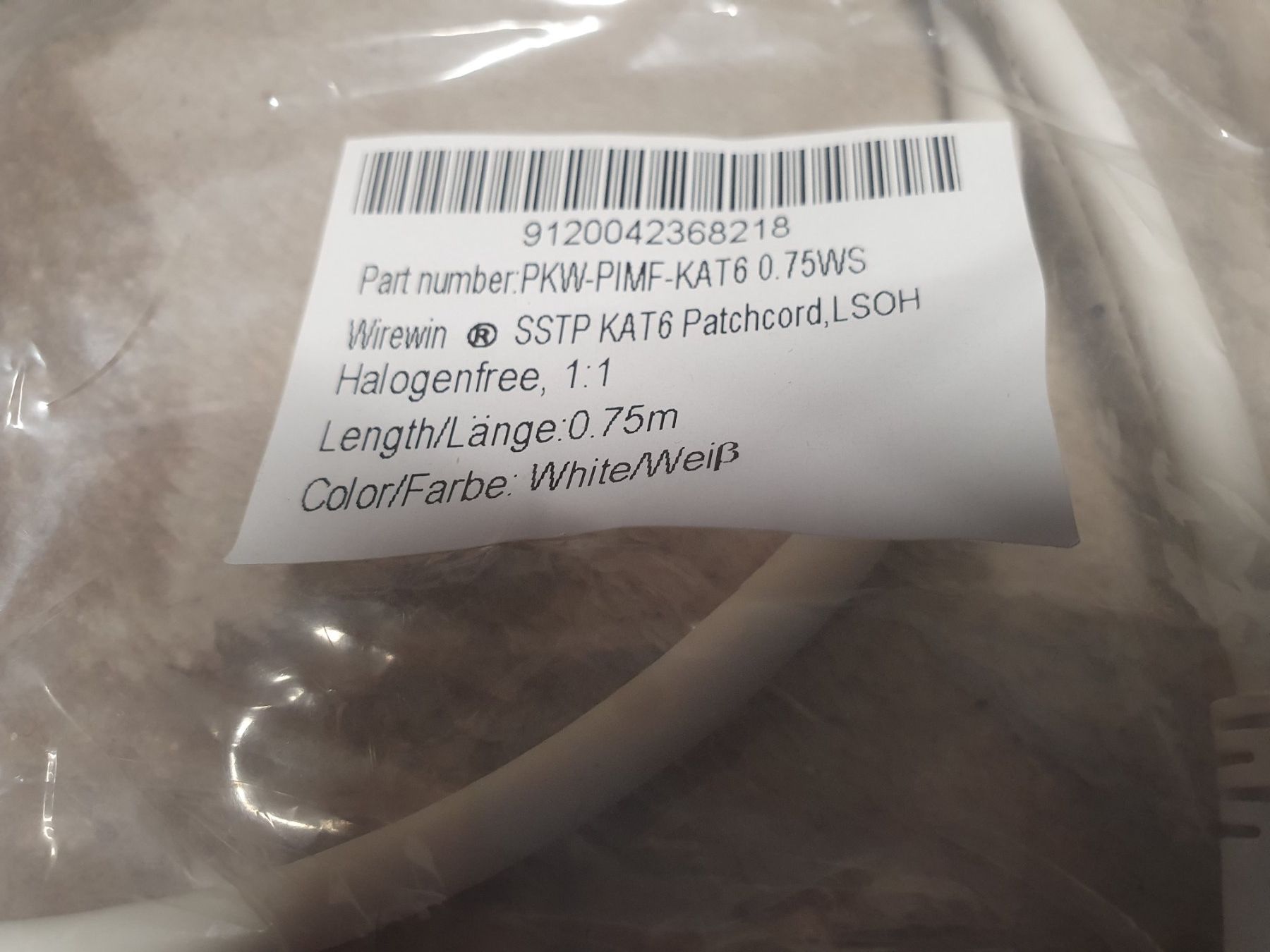 Cavi: Patchkabel RJ-45 - RJ-45, Cat 6 3m UKV – Nuovo e nell'imballaggio originale da Zürich venduto da Alibaba1234 1