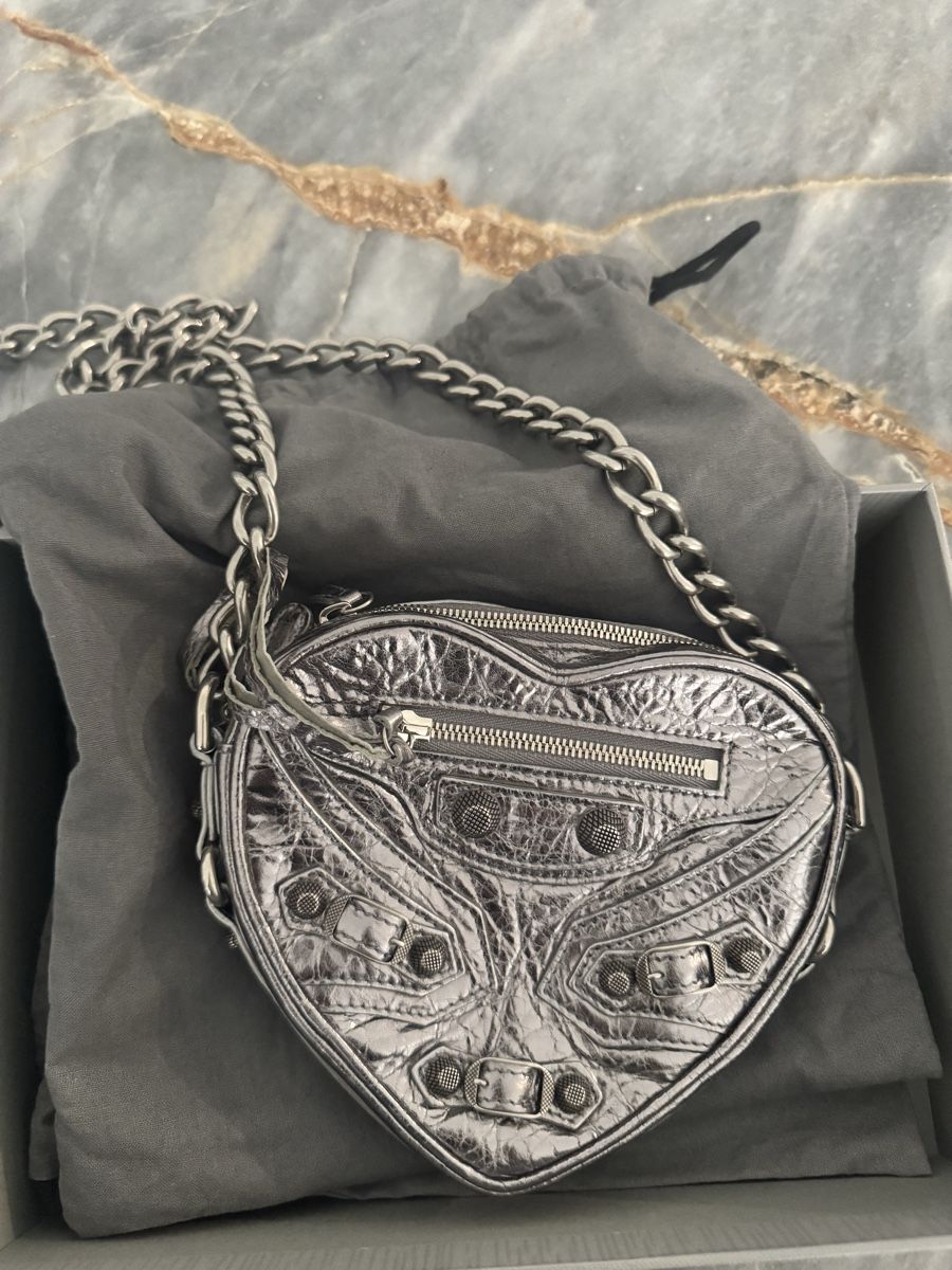 Balenciaga Taschen für Damen: Balenciaga  – Neu und originalverpackt aus cadempino von fio_cbt9 1