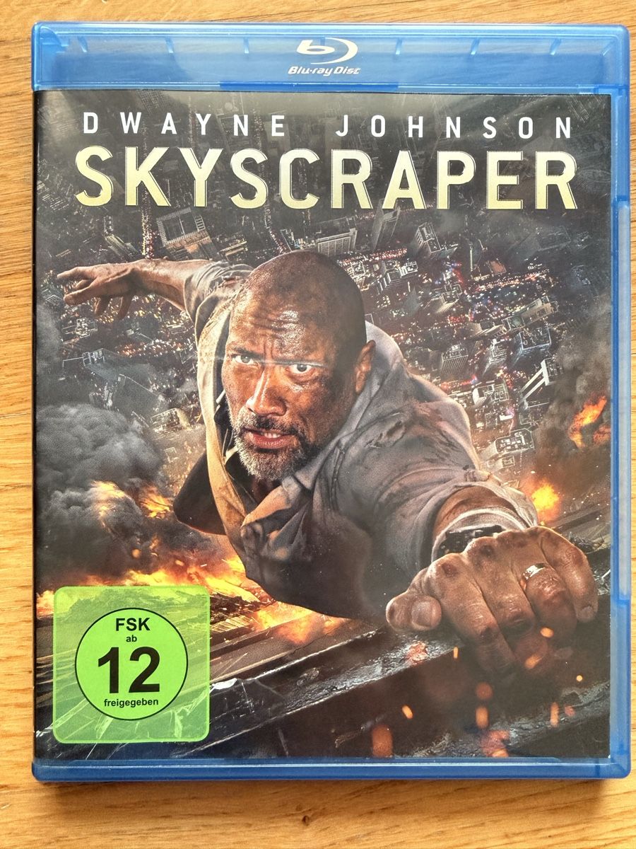 Tutti i DVDs: Skyscraper (2018) Blu-ray Dwayne Johnson – Usato da Kölliken venduto da nerdorado