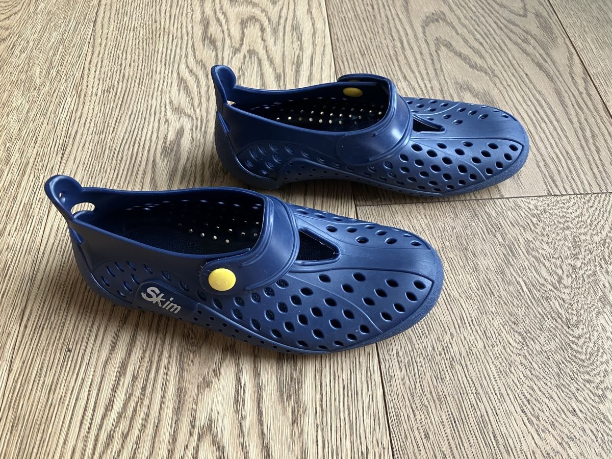 Scarpe per ragazzi: Badeschuhe dunkelblau 29/30 – Usato da Cham venduto da Liliane78 1