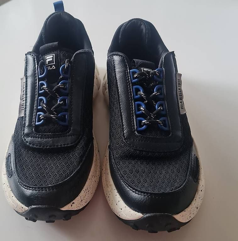 Scarpe per ragazzi: Trekkingschuhe FILA schwarz Gr. 39 – Usato da Kreuzlingen venduto da vir_thb7