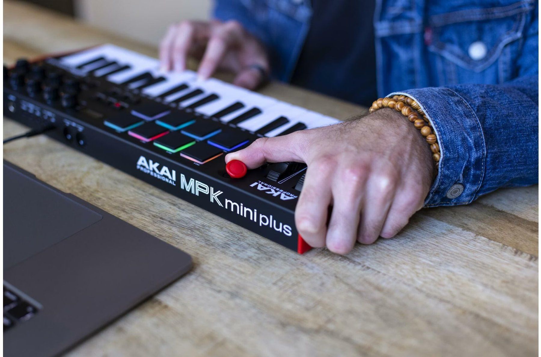 Akai Strumenti musicali: Akai MPK Mini Plus (OVP) – Nuovo e nell'imballaggio originale da Winterthur venduto da my_username 7