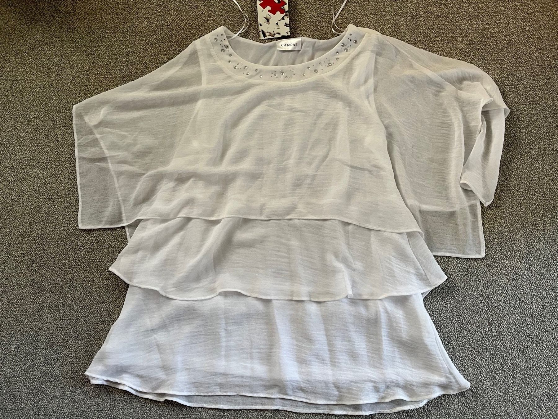 Blusen: Festliche Bluse Gr 38-40. Fabrikneu – Neu und originalverpackt aus Rekingen AG von Barmaleus 1