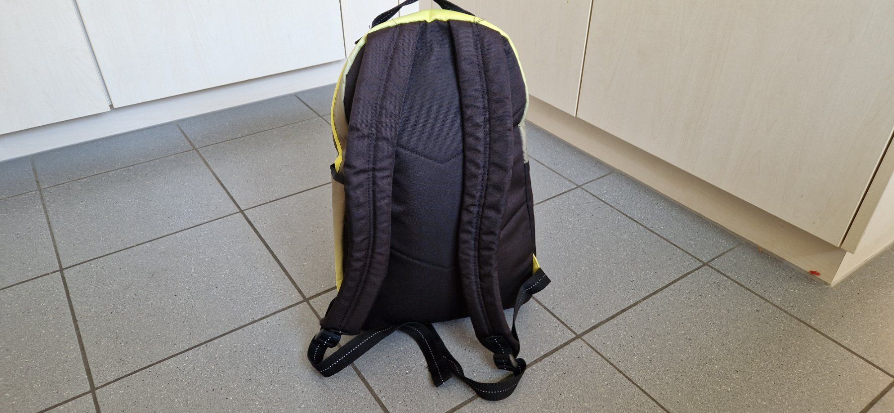 Zaini: Converse Tagesrucksack - gelb/grau/schwarz – Nuovo (secondo la descrizione) da Kollbrunn venduto da Bobibau 4