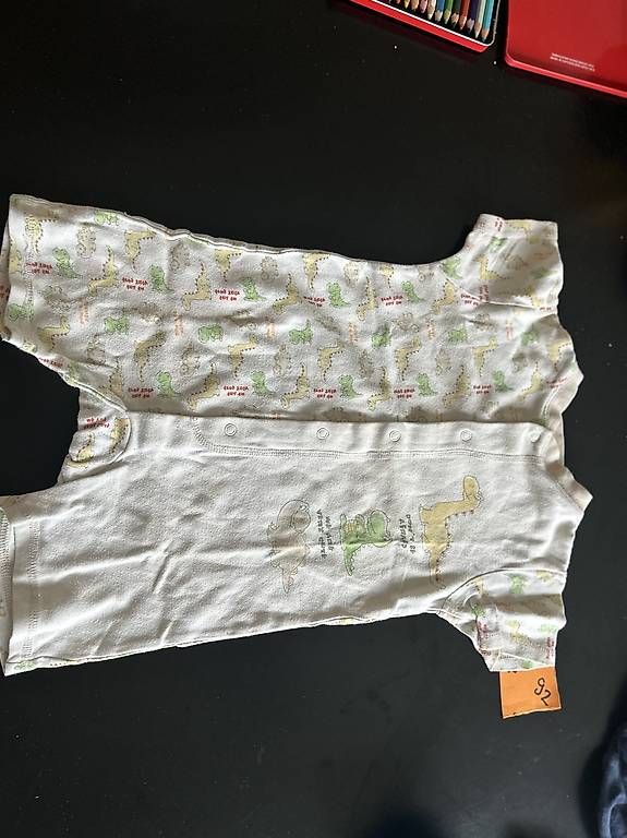 Lotti & Set di vestiti: Gut erhaltene Kleider 92/95 – Usato da Wangen SZ venduto da ger_w2mv 1
