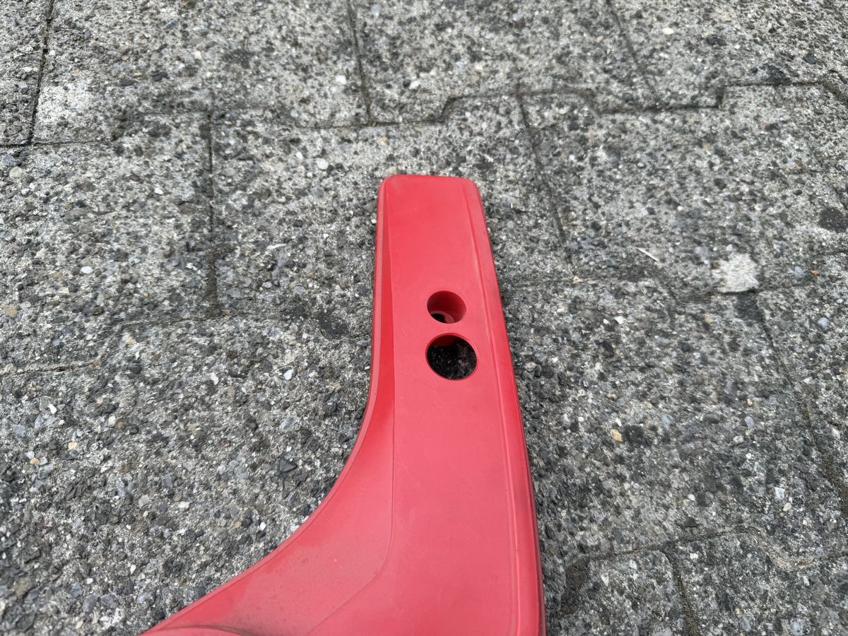 Pièces pour mobylette: Seitenschutz Piaggio Ciao rot – D'occasion à Bolken par si.x.las 1