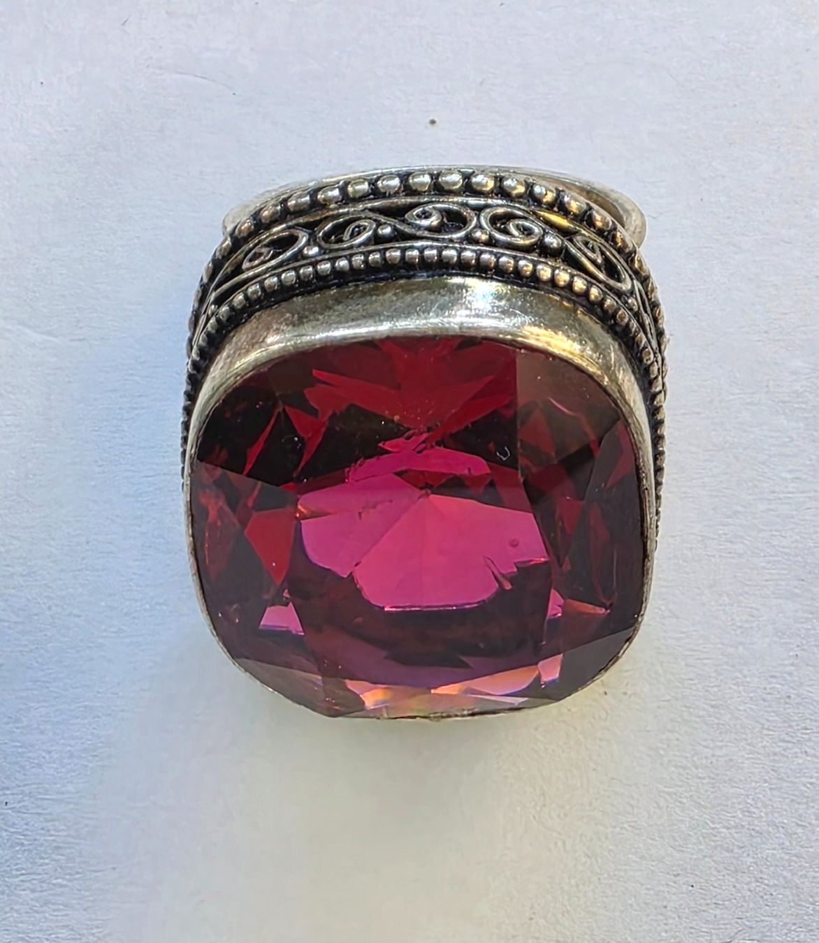 Anelli: Fingerring mit leuchtend rotem Stein – Nuovo (secondo la descrizione) da Zürich venduto da benedikt12 1