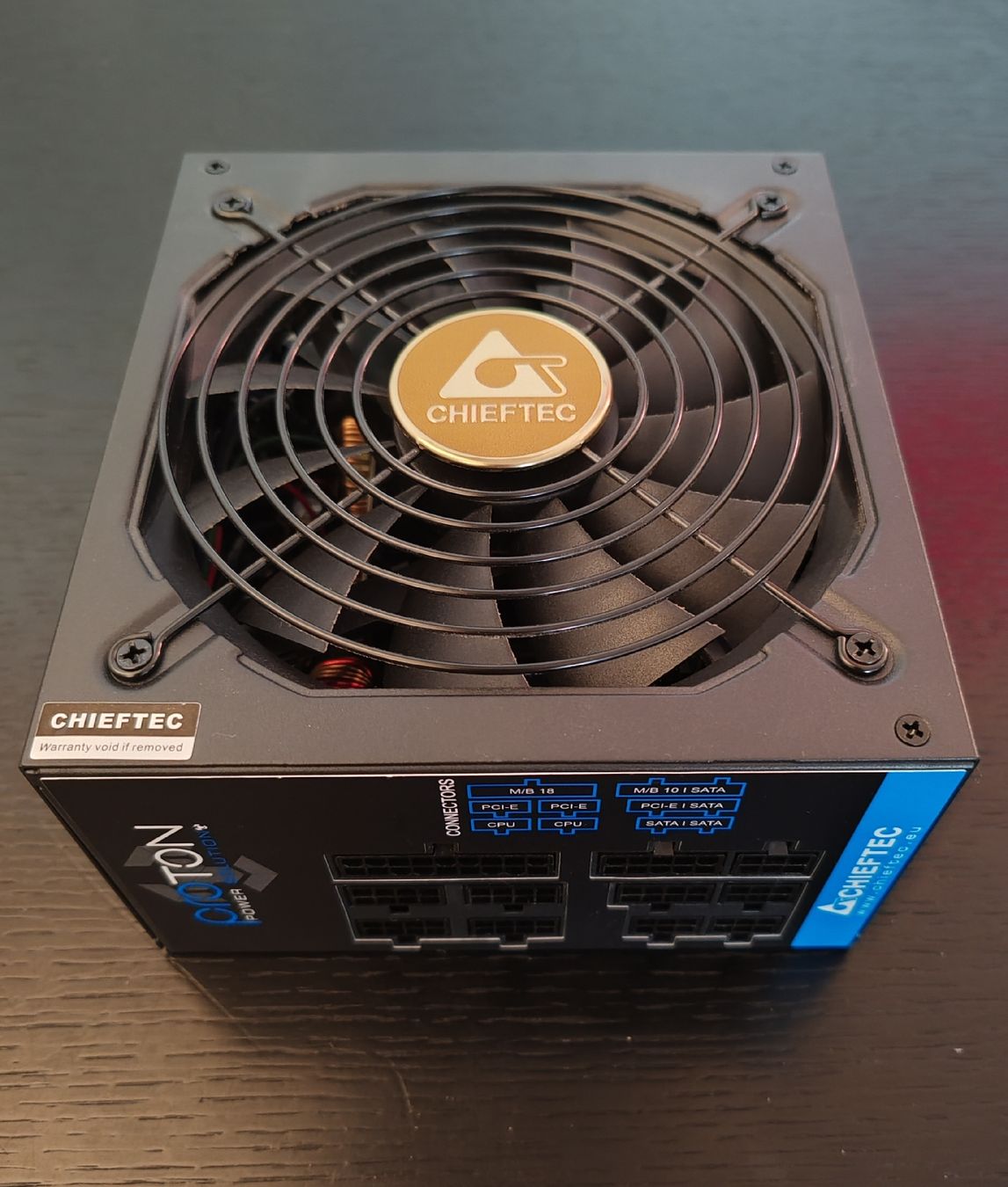 Chieftec Componenti elettronici: Chieftec Bdf-1000c, 1000 W - Neu – Nuovo e nell'imballaggio originale da Bern venduto da PrettyGood 2